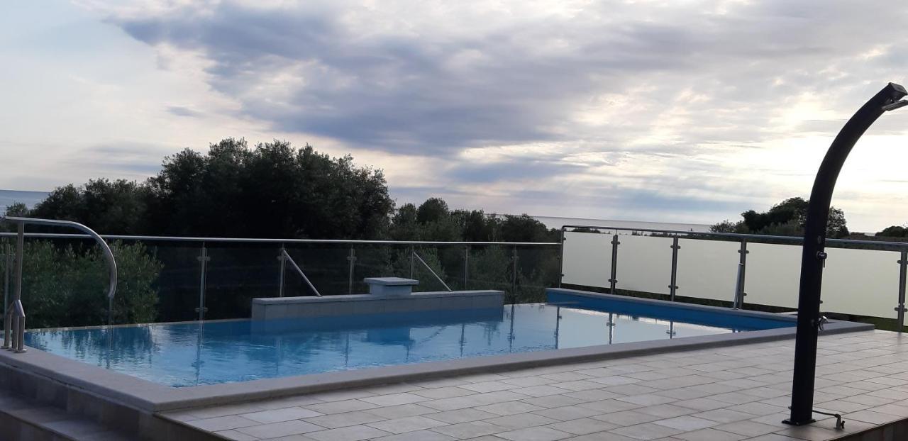Apartment Istria Zambratija  Luaran gambar